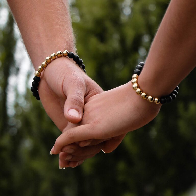 Accord Bracelet Golden - content