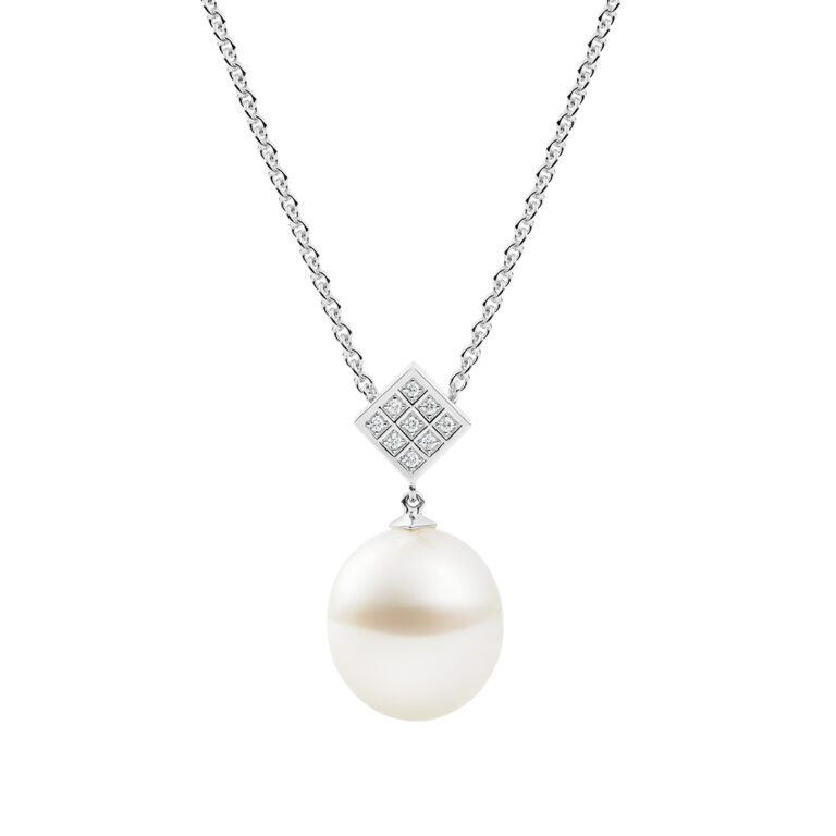 Soiree Pendant, White Gold