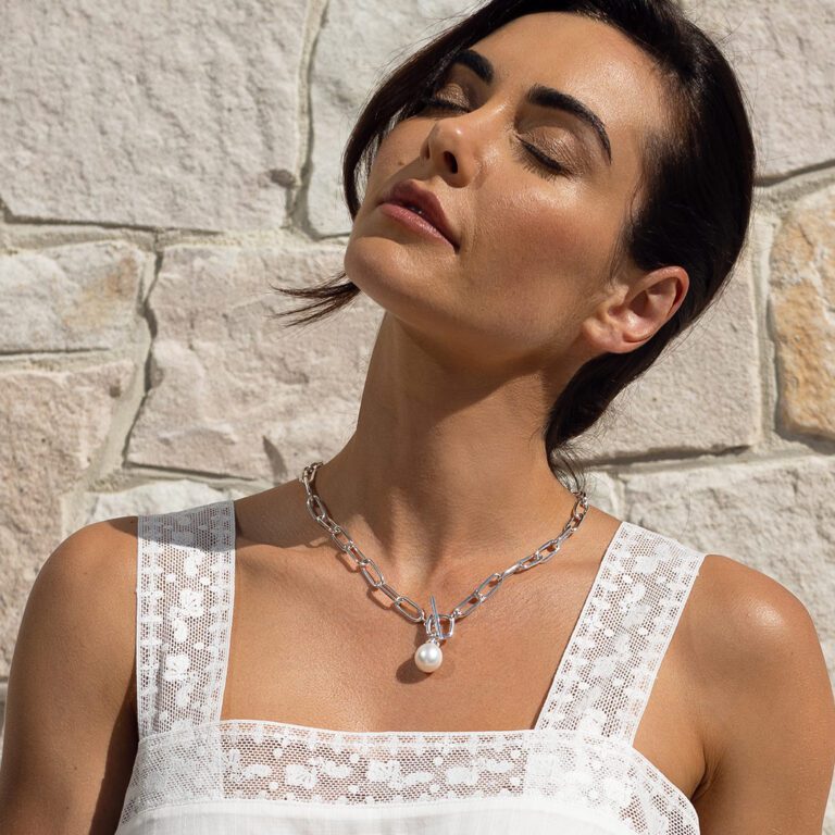 Shackles NK - content