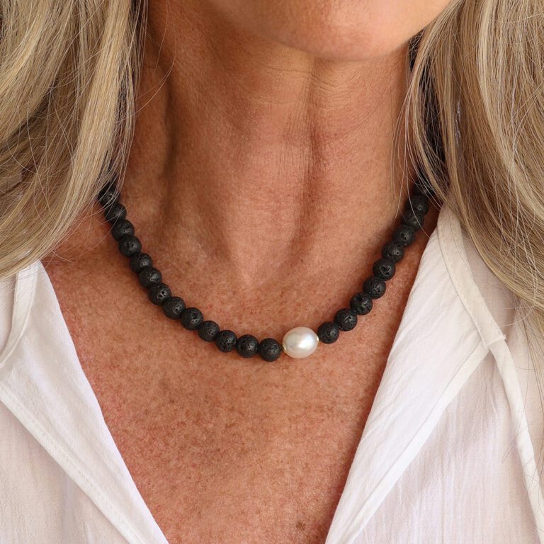 Vigour Necklace Lava - updated content